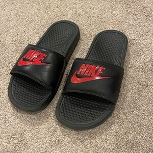 Nike slides